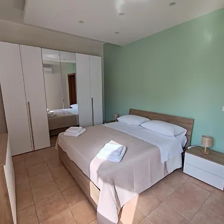Na Bedda Casuzza - Simeto Apartmán Paterno (Sicily)